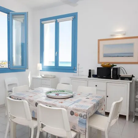 Holiday home Casa Blu Sul Mare E Centralissima *